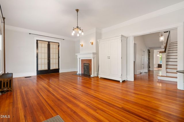 311 S Fayetteville Street, Clayton, NC 27520