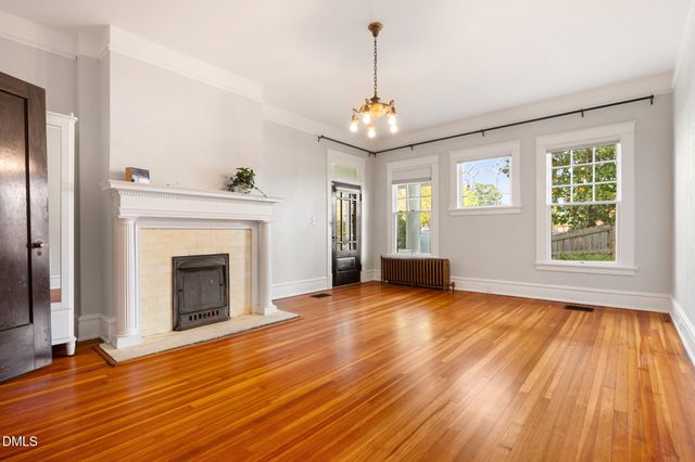 311 S Fayetteville Street, Clayton, NC 27520