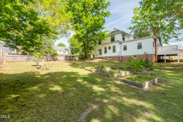 311 S Fayetteville Street, Clayton, NC 27520