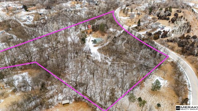 801 Livingston Road, Plattsmouth, NE 68048