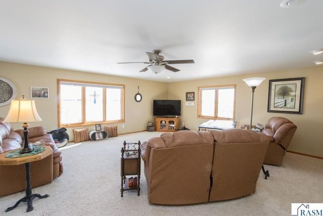 48994 County Road 13, North Mankato, MN 56003