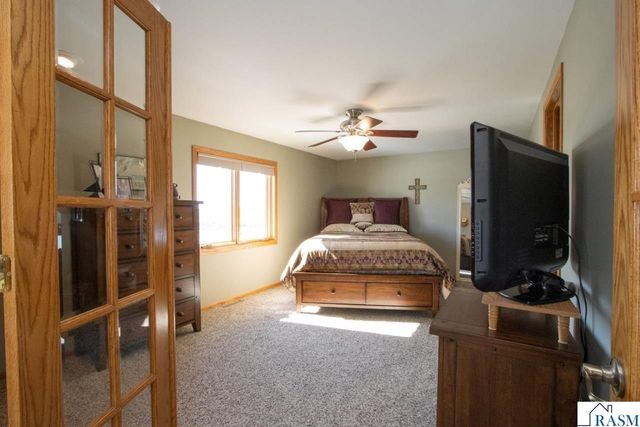 48994 County Road 13, North Mankato, MN 56003