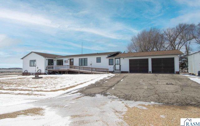 48994 County Road 13, North Mankato, MN 56003