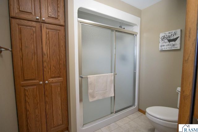 48994 County Road 13, North Mankato, MN 56003