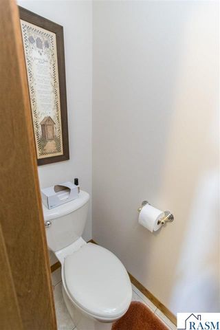 48994 County Road 13, North Mankato, MN 56003