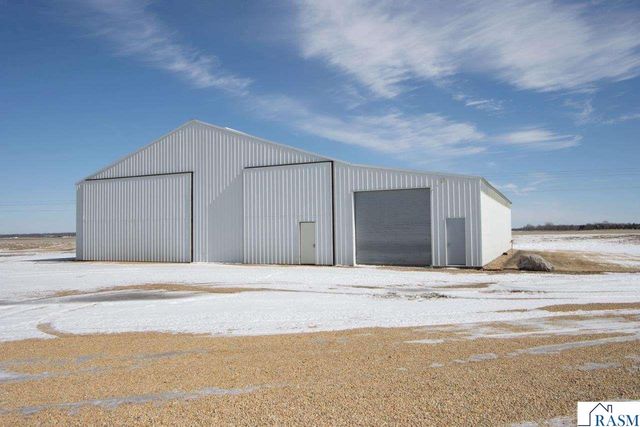 48994 County Road 13, North Mankato, MN 56003