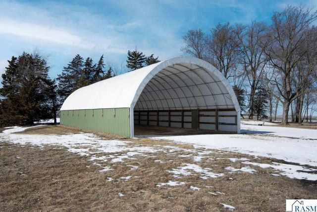 48994 County Road 13, North Mankato, MN 56003