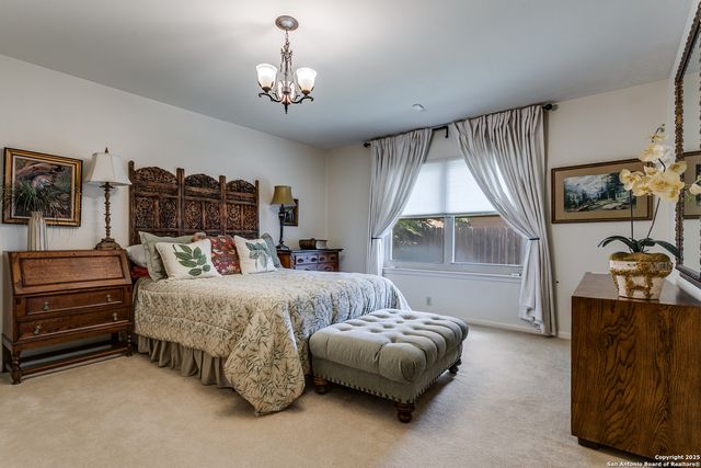 515 Country Ln, San Antonio, TX 78209