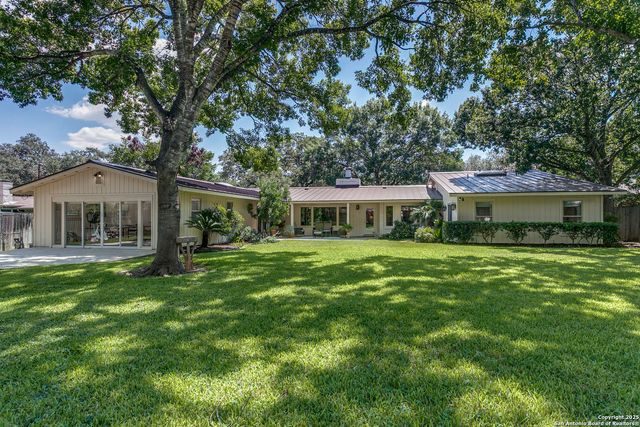 515 Country Ln, San Antonio, TX 78209