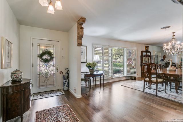 515 Country Ln, San Antonio, TX 78209
