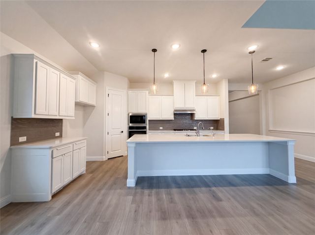 1028 Chambers Creek Cove, Mckinney, TX 75071