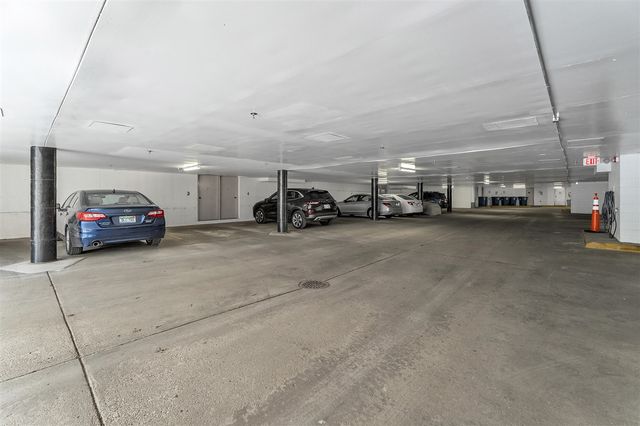 2115 Nature Cove Court 308, Ann Arbor, MI 48104