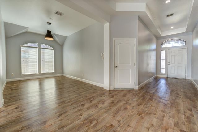 5606 Walnut Glen Lane, Rosenberg, TX 77471