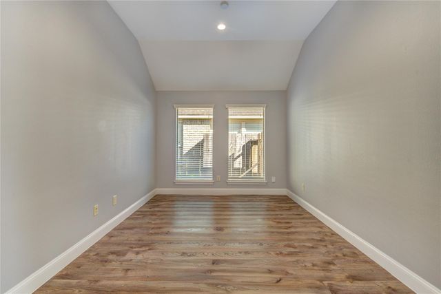 5606 Walnut Glen Lane, Rosenberg, TX 77471