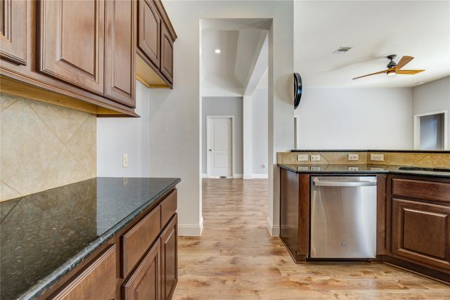 5606 Walnut Glen Lane, Rosenberg, TX 77471