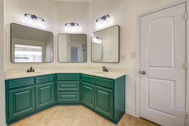 5606 Walnut Glen Lane, Rosenberg, TX 77471