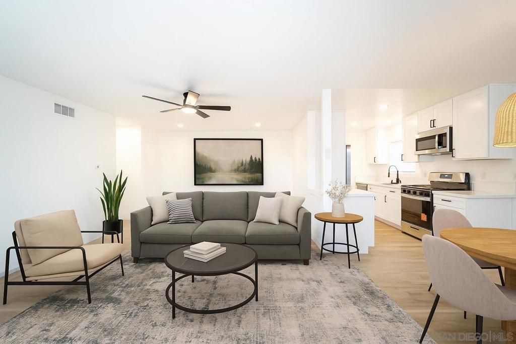 1306 W San Ysidro Blvd D, San Diego, CA 92173