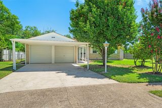 2806 Harvard Street N, Irving, TX 75062