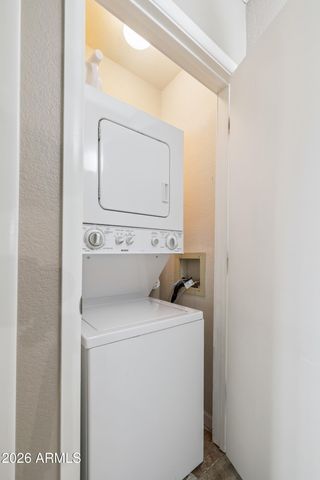 5230 E BROWN Road 204, Mesa, AZ 85205