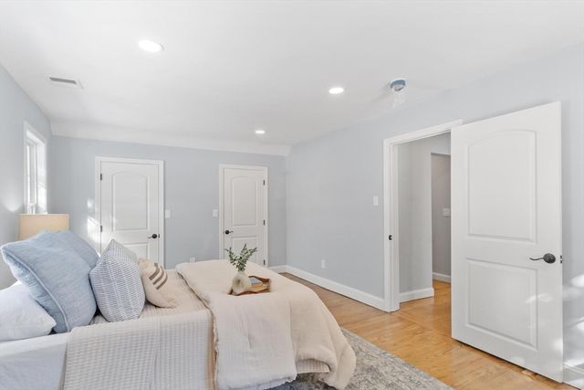 401 Belknap Rd, Framingham, MA 01701