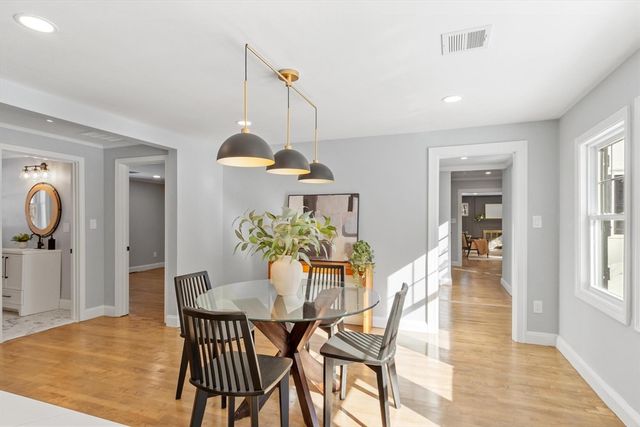 401 Belknap Rd, Framingham, MA 01701