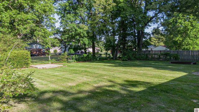 580 Oakland Circle, Paducah, KY 42003
