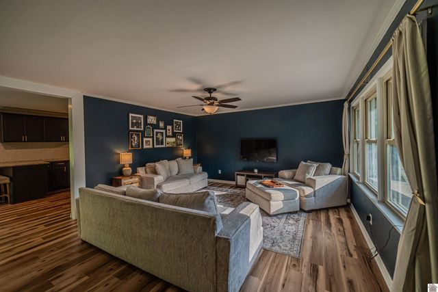 580 Oakland Circle, Paducah, KY 42003