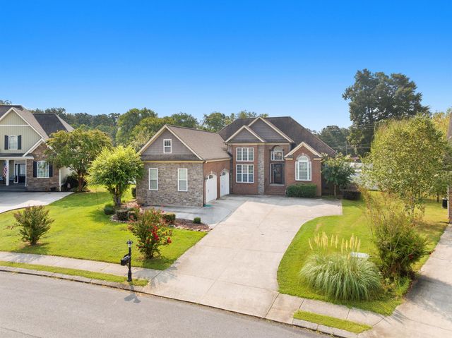8125 Kaitlin Lane, Ooltewah, TN 37363