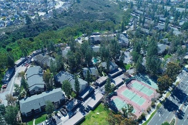 20702 El Toro Rd 212, Lake Forest, CA 92630