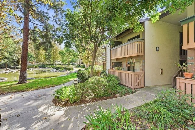 20702 El Toro Rd 212, Lake Forest, CA 92630