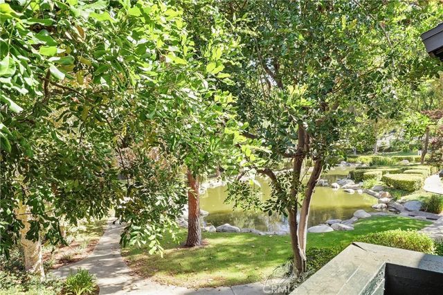 20702 El Toro Rd 212, Lake Forest, CA 92630