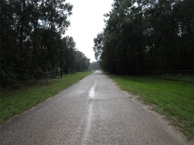 Lot 9 Stevens Forest, New Caney, TX 77357