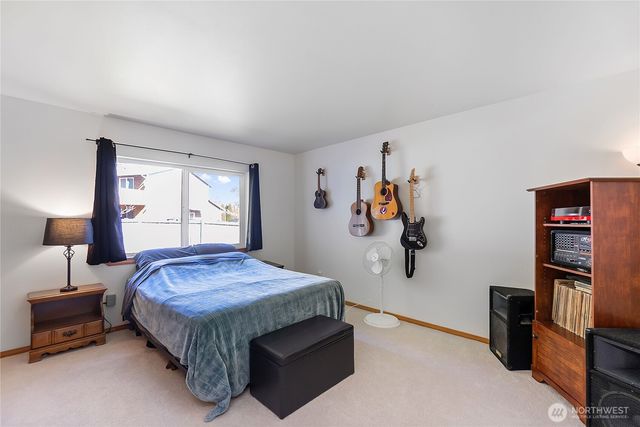8635 215th Street NE, Arlington, WA 98223