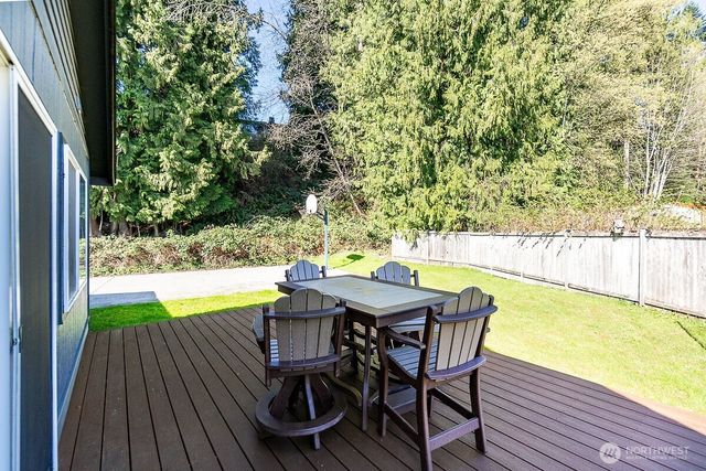 8635 215th Street NE, Arlington, WA 98223
