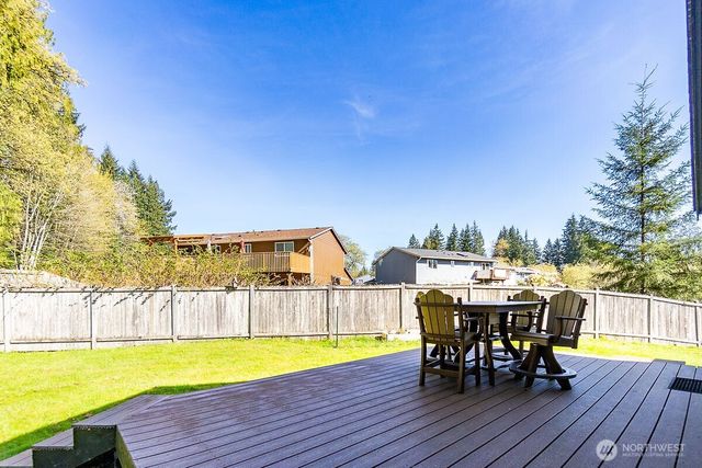 8635 215th Street NE, Arlington, WA 98223