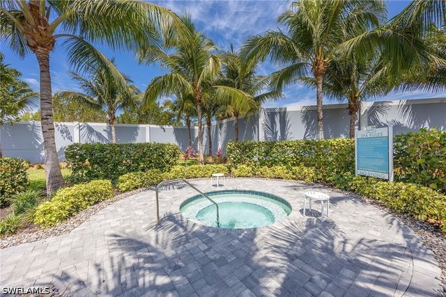 2603 Seychelles CIR 1505, Naples, FL 34112