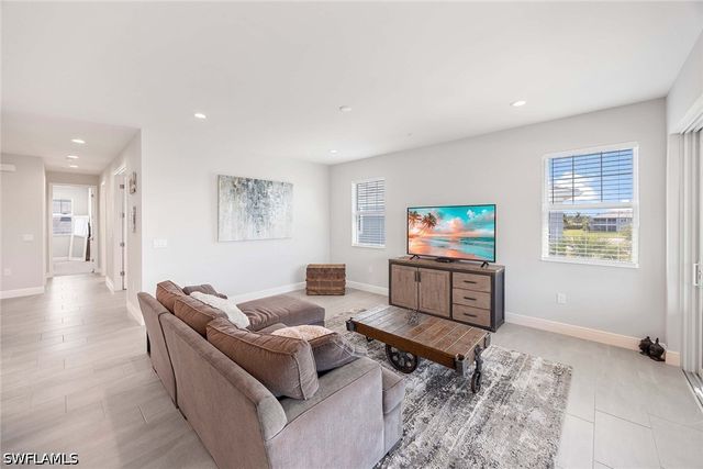 2603 Seychelles CIR 1505, Naples, FL 34112