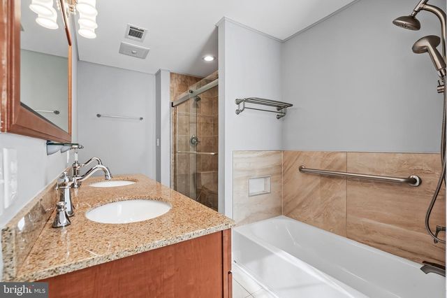 6620 ROSECROFT PL, Falls Church, VA 22043