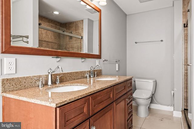 6620 ROSECROFT PL, Falls Church, VA 22043