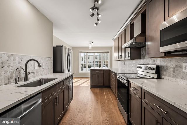 6620 ROSECROFT PL, Falls Church, VA 22043