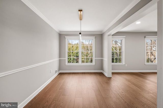 6620 ROSECROFT PL, Falls Church, VA 22043