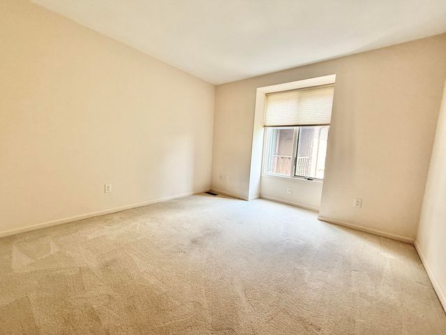 1046 Greenhills Drive, Ann Arbor, MI 48105