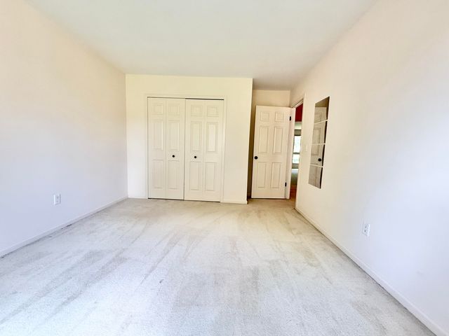 1046 Greenhills Drive, Ann Arbor, MI 48105