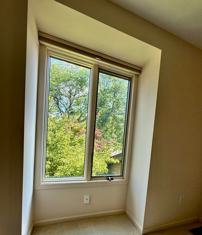 1046 Greenhills Drive, Ann Arbor, MI 48105