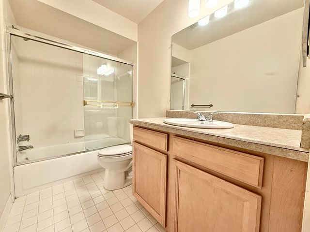 1046 Greenhills Drive, Ann Arbor, MI 48105