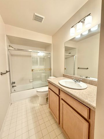 1046 Greenhills Drive, Ann Arbor, MI 48105