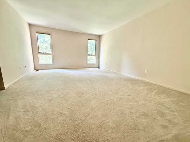 1046 Greenhills Drive, Ann Arbor, MI 48105