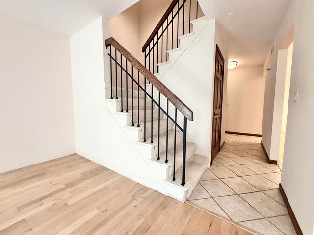 1046 Greenhills Drive, Ann Arbor, MI 48105