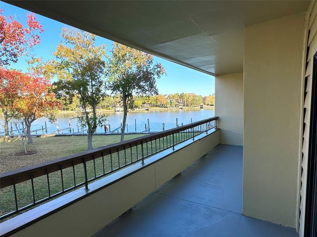 18809 Egret Bay Boulevard 304, Webster, TX 77058