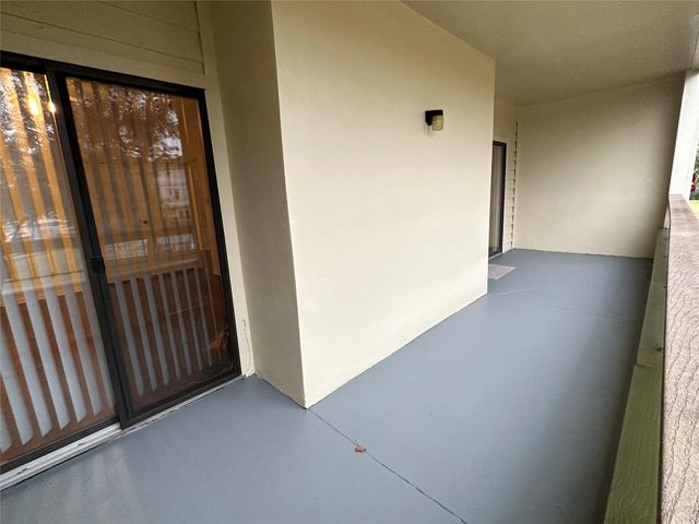 18809 Egret Bay Boulevard 304, Webster, TX 77058